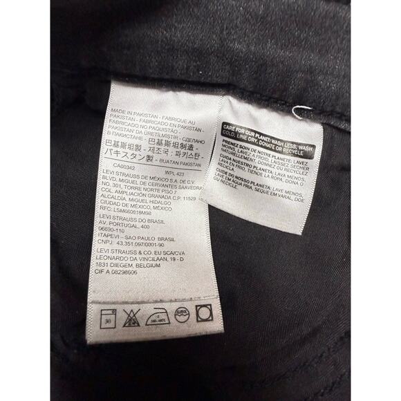 Levis Jeans Size 14 Classic Crop Black Faded Stud Ankle Accent Stretch B147 - Picture 5 of 16